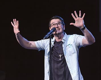 David Bowden (pictured), along with Taylor Walling and Phil Allen, challenged and moved NACC attendees to speak out for God. (Photo by Tom Patrick)